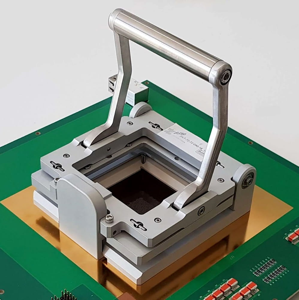 Test Socket 72x72